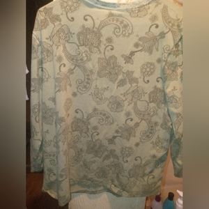 Croft and Barrow long sleeve shirt